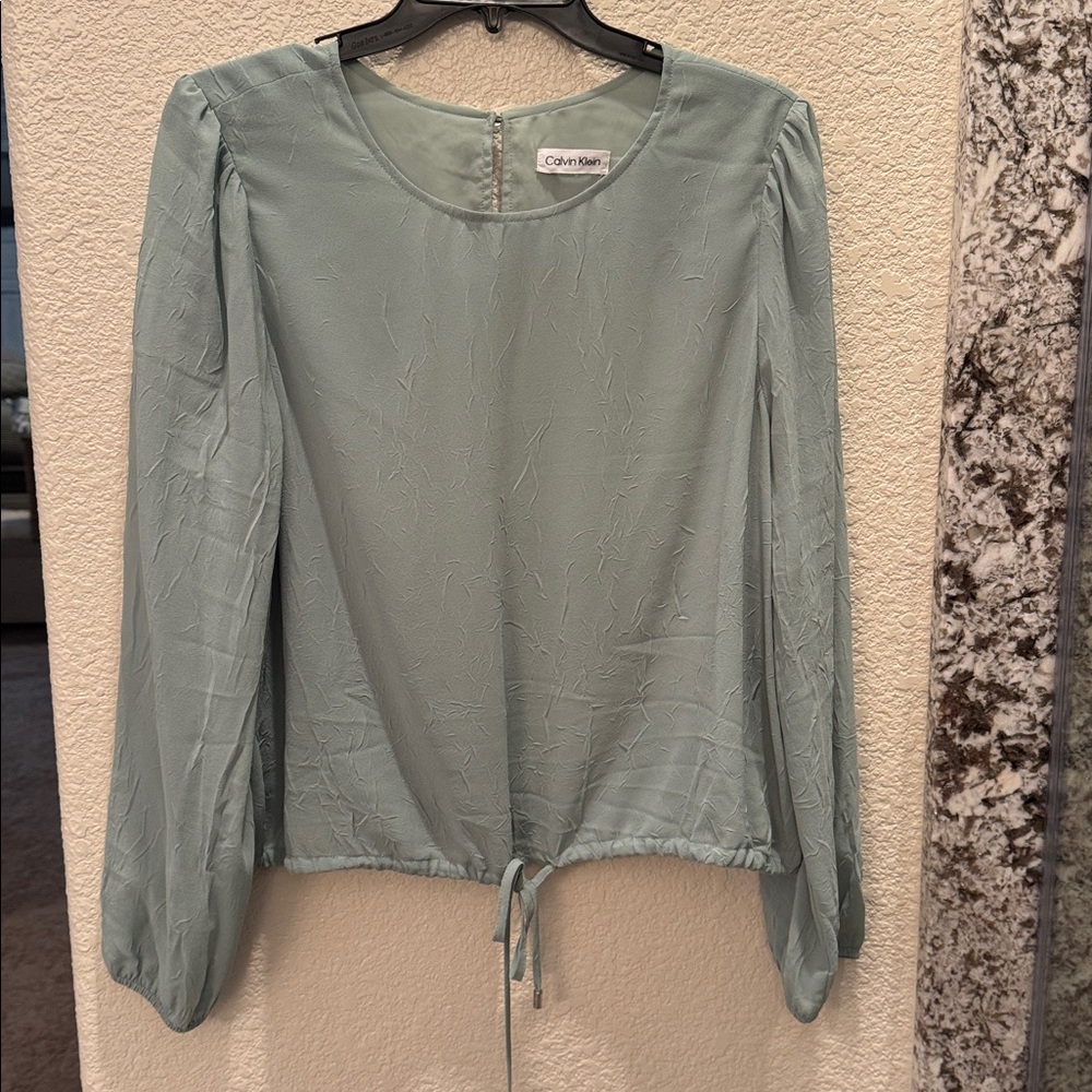 Calvin Klein Elegant Seafoam Green Blouse. NWOT